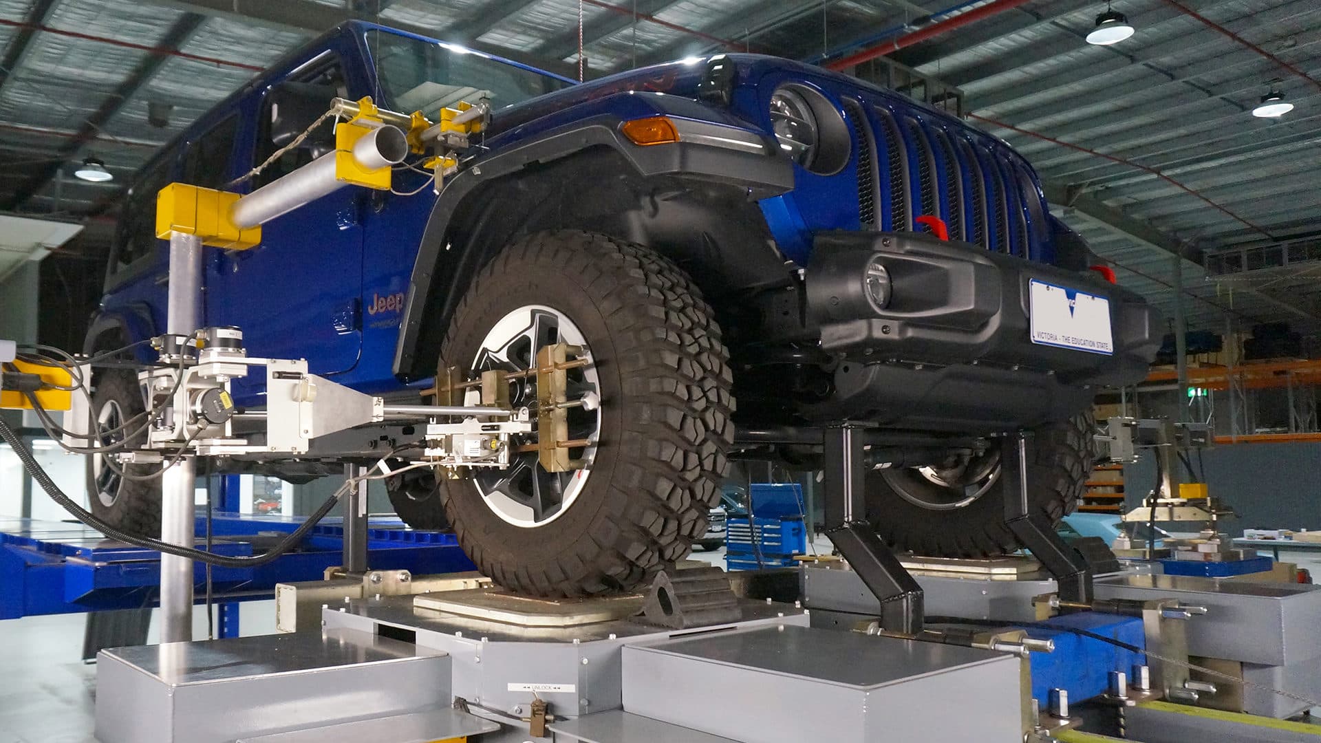 Jeep on K&C Rig