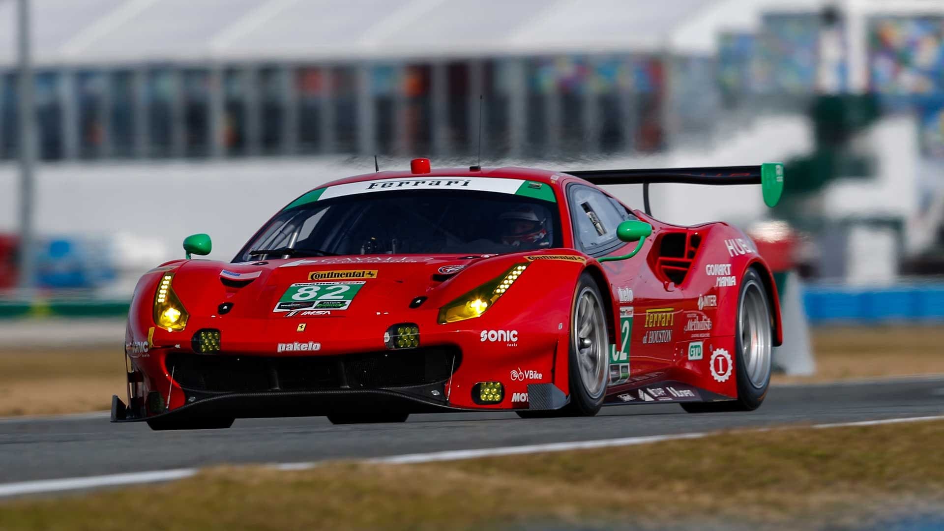 Multimatic DSSV™ dampers on Ferrari race car